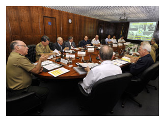 17/05/2012 - DEFESA - Rio+20 e Estratégia Nacional de Defesa pautam reunião dos chefes dos Estados-Maiores das Forças Armadas