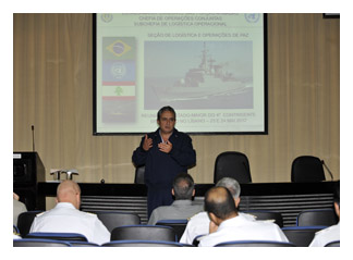 24/05/2012 - DEFESA - Defesa inicia preparos para a troca do contingente brasileiro na FTM/Unifil
