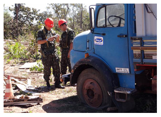 08/08/2012 - DEFESA - Operação Ágata 5 apreende 11,7 mil kg de explosivos e 300 kg de maconha