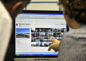 15/08/2012 - DEFESA - Ministério da Defesa chega às mídias sociais Facebook e Flickr