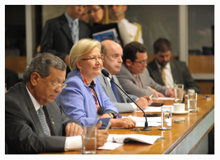 DEFESA - Amorim apresenta projetos da defesa nacional em audiência pública no Senado