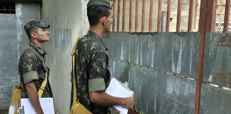 Militares combatem a dengue na capital paulista e em 12 cidades do interior
