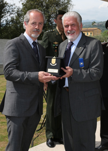 Ministro recebe a comenda Cruz Europeia da Federação Italiana de Combatentes Aliados