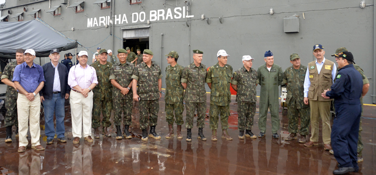 Comitiva do ministro teve agenda no teatro de operações da ágata 10, na Amazônia Ocidental 