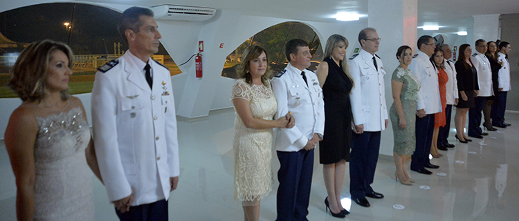 Ministro da Defesa homenageia 29 oficiais-generais promovidos da Aeronáutica