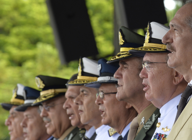 O almirante Leal Ferreira manifestou orgulho de comandar a Marinha