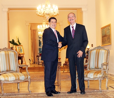 Ministro Aldo Rebelo se encontra com presidente do Paraguai, Horacio Cartes