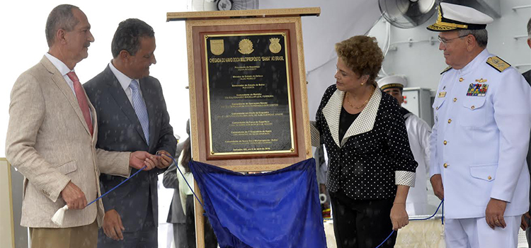 Presidenta Dilma Rousseff e ministro Aldo Rebelo participam de cerimônia de incorporação do Navio "Bahia"