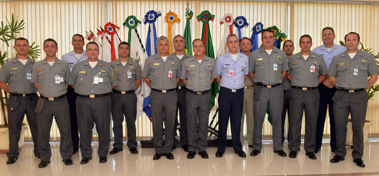 O Estado-Maior e o Comando do 12º Contingente da FTM se reuniu esta semana no Ministério da Defesa