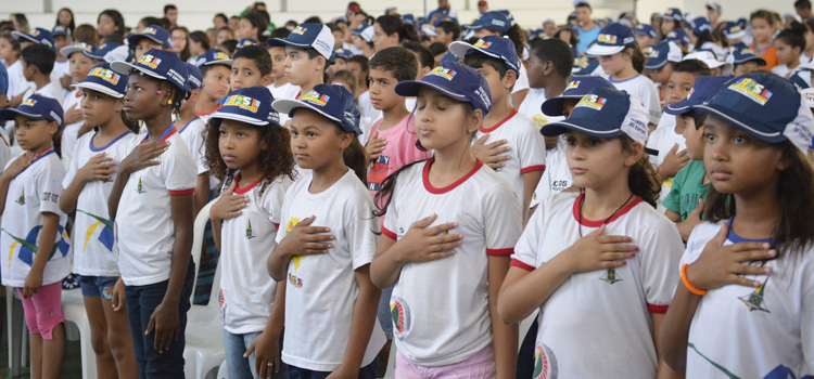 Aproximadamente 21 mil alunos são atendidos pelo programa social em 89 municípios de 26 estados brasileiros