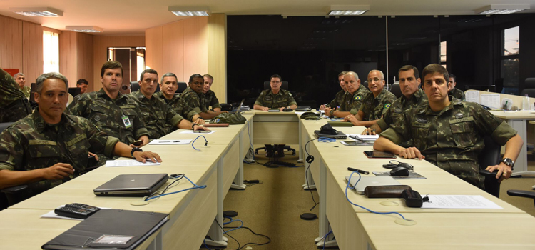 General Mauro Sinott, responsável pelo CCPCT, avalia planos regionais de enfrentamento ao terrorismo
