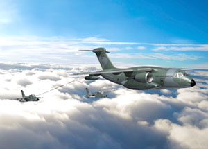 29/10/2010 - DEFESA - Argentina assina declaração de intenções para compra de cargueiros KC-390 fabricados pela Embraer