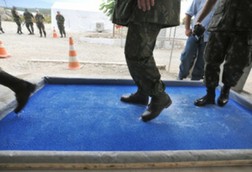 24/11/2010 - Agência Brasil - Base brasileira no Haiti adota medidas para conter cólera entre soldados