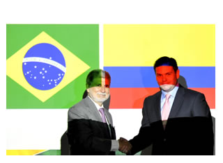 17/01/2012 - DEFESA - Brasil e Colômbia ampliam cooperação na área de Defesa