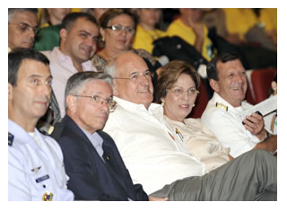 23/01/2011 - DEFESA - Nordeste brasileiro recebe universitários de vários cantos do Brasil