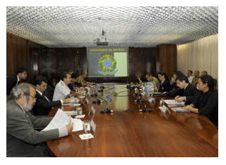 04/03/2011 - DEFESA - Sinamob discutiu a criação de núcleos de mobilização e recursos para o setor 