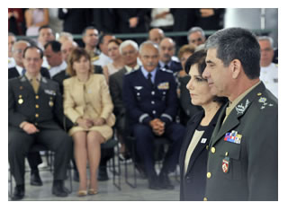 05/04/2011 - DEFESA - Defesa não pode ser considerada elemento menor na agenda nacional, diz presidenta da República