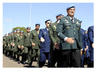 27/05/2011 - DEFESA - Peacekeepers receberam homenagem por trabalho em favor de um mundo fraterno