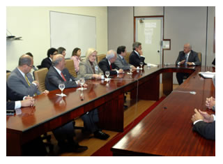 29/06/2011 - DEFESA - Ministro Jobim detalha Plano Estratégico de Fronteiras a senadores 