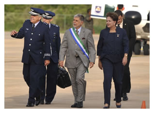 15/12/2011 - DEFESA - Presidenta Dilma Rousseff e ministro Celso Amorim defendem participação da sociedade no fortalecimento da Defesa nacional