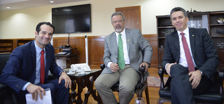 Ministro Jungmann conversa sobre a aviação brasileira 