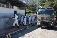 Comandos Conjuntos das Forças Armadas realizam descontaminações de locais públicos