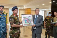 Comitiva de Bangladesh destaca profissionalismo das Forças Armadas do Brasil