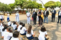 Comitiva interministerial visita núcleos do PROFESP e PJP e acompanha doação de alimentos