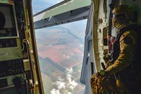 Forças de Operações Especiais e Precursores Paraquedistas compartilham conhecimentos em exercício de Salto Livre Operacional