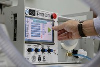 Marinha e USP fabricam respiradores para atendimento de pacientes com COVID 19