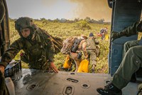 Militares continuam no combate a focos de incêndios no Pantanal