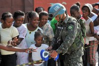 Militares que morreram devido a terremoto durante Missão de Paz no Haiti são relembrados pela Defesa