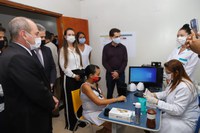 Ministro da Defesa acompanha projeto-piloto de telemedicina em Goiás