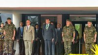 Ministro participa de transmissão do cargo de Comandante Militar do Planalto