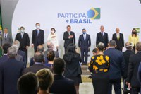 Ministro da Defesa prestigia cerimônia de lançamento da Plataforma digital Participa + Brasil