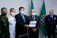 Poder Executivo entrega atualizações da PND, END e LBDN ao Congresso Nacional