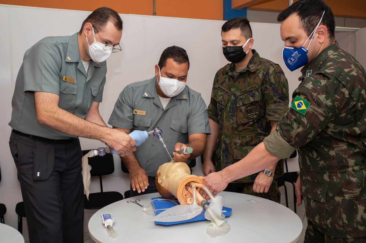 Militares cooperam com ações da Cruz Vermelha_F04.jpeg