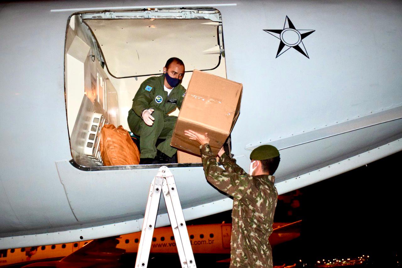 militares transportam 10 mil máscaras_ronda-covid-05.jpg