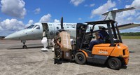 Militares transportam carga de insumos hospitalares para Belém