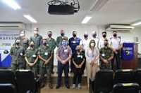 Voluntários do Projeto João do Pulo participam de capacitação na Base Aérea de Manaus
