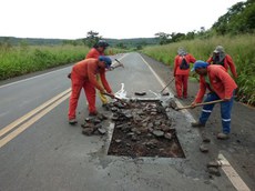 BR226BarradoCordaMAkm100ao299TAPABURACOSContrato814de2014.JPG