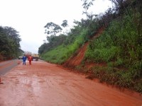 Chuvas causam interdição de meia pista na BR-010/MA