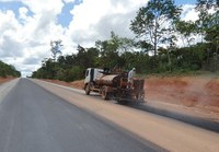 DNIT avança com revestimento asfáltico no tronco Norte da BR-156/AP