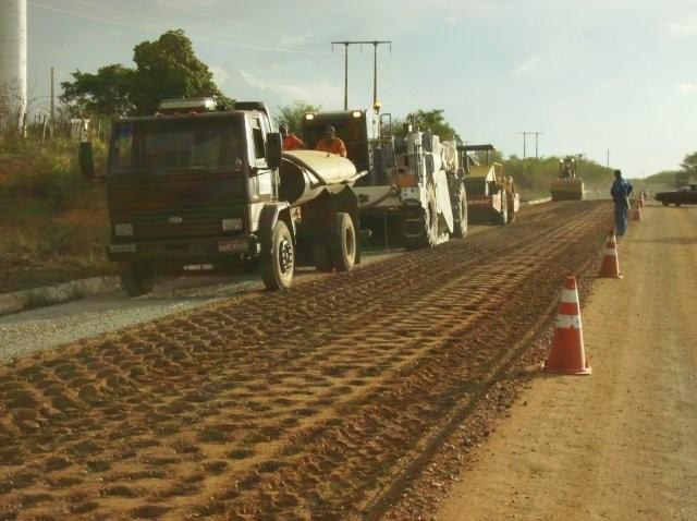 DNIT inicia obras de restauração em mais dois trechos da BR-116 no Ceará