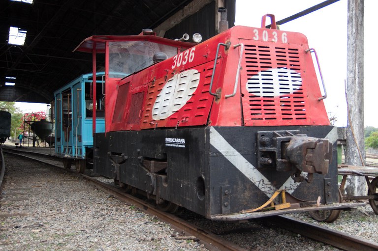 Locomotiva 3036 em restauração