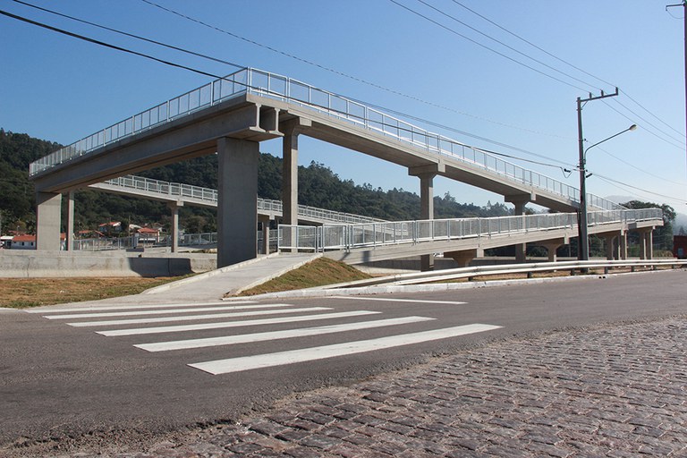 Obras Complementares%2c na BR-101SC%2c focam mobilidade urbana (1).JPG