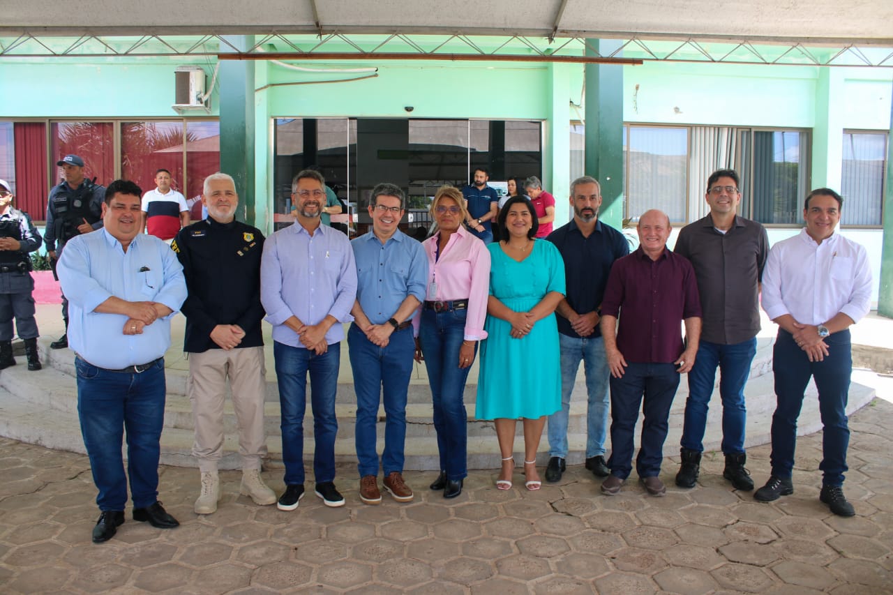 Comitiva do Governo Federal visita obras da BR-251/DF — Departamento  Nacional de Infraestrutura de Transportes