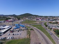 Travessia Urbana de Santa Maria/RS: pista junto ao trevo da Uglione começa a ser ampliada