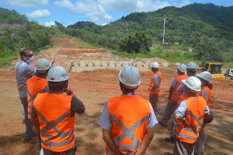 Agentes ambientais indígenas fazem reconhecimento das obras na BR-280_SC..JPG