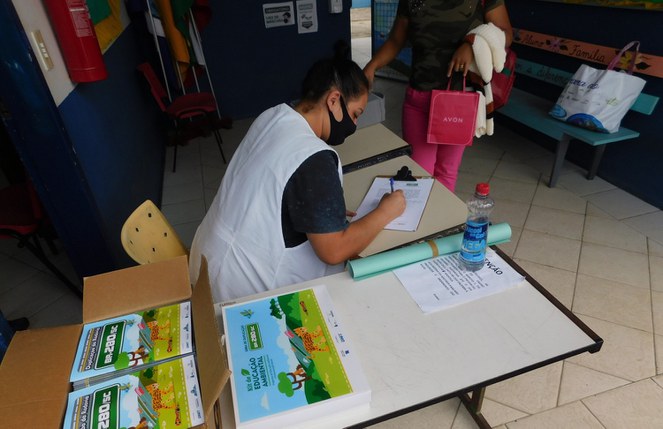 27.05.2021 - Entrega dos Kits de Educação Ambiental para as Instituições de Ensino.jpg